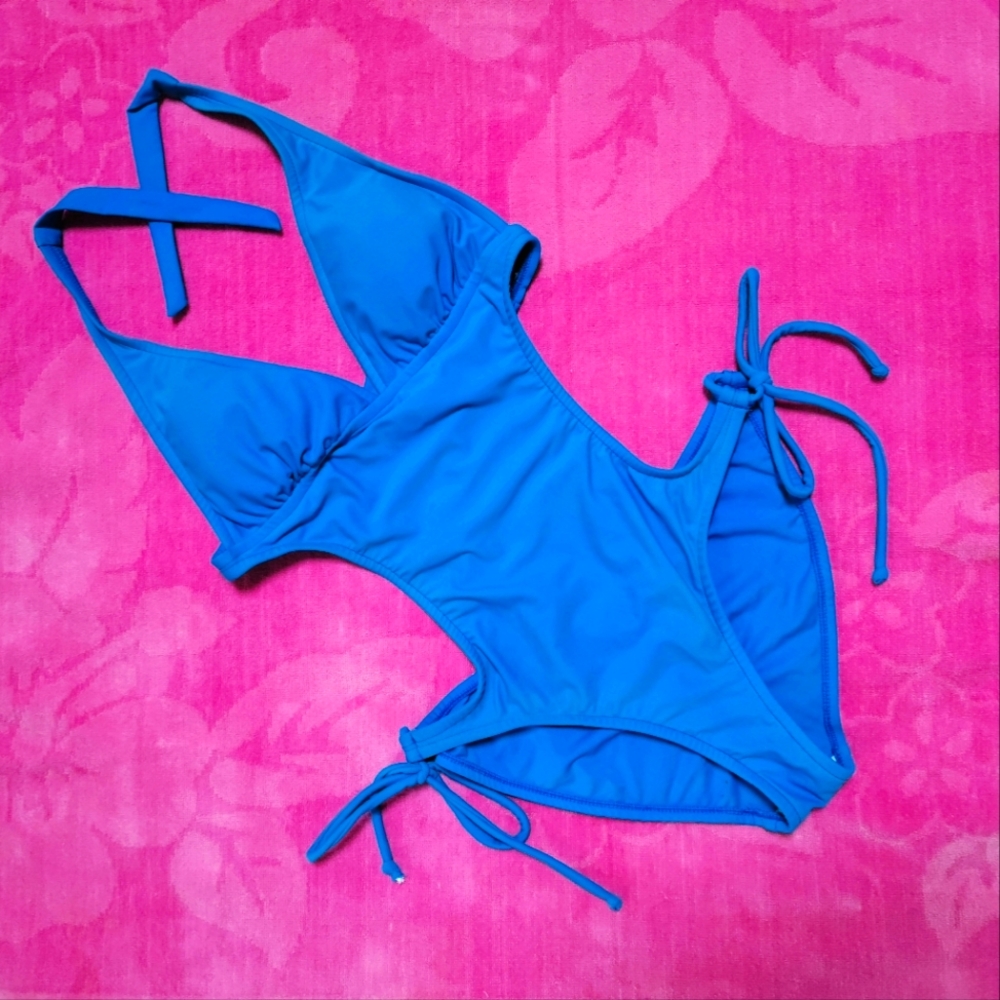 Womens Venus One Piece Swimsuit